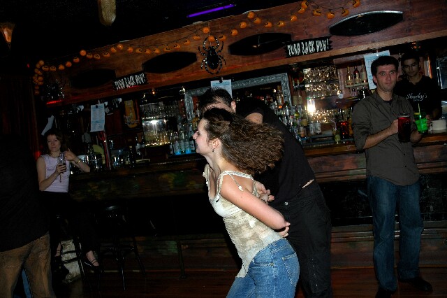 min 2005 11 06 sharkys 079